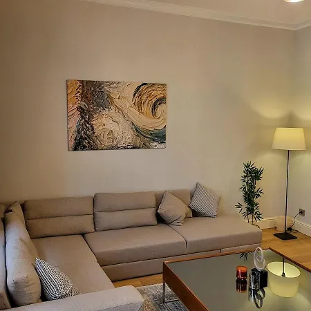 Taksim 360, The Heart Of D55 * اسطنبول